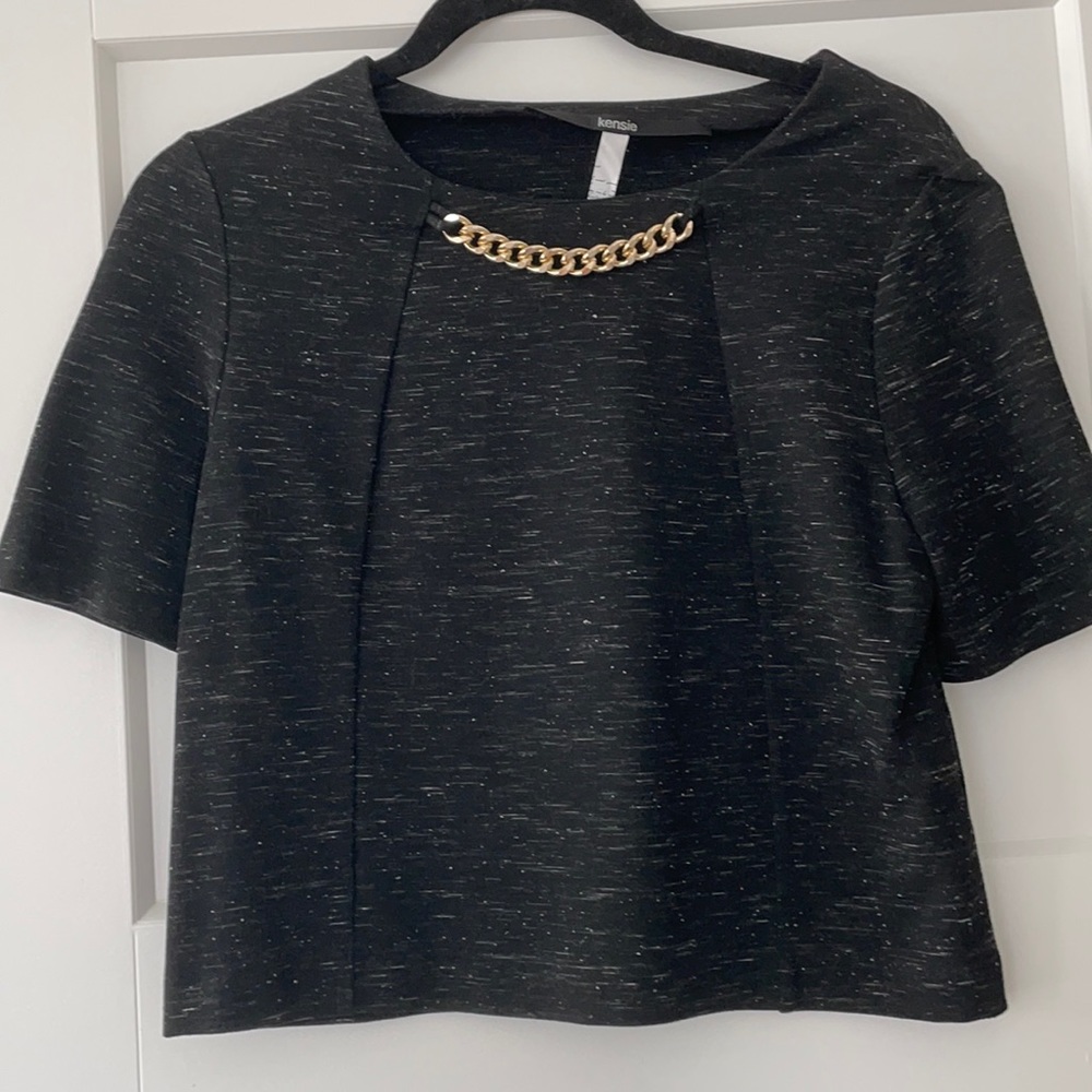 Kensie top with chain link design
